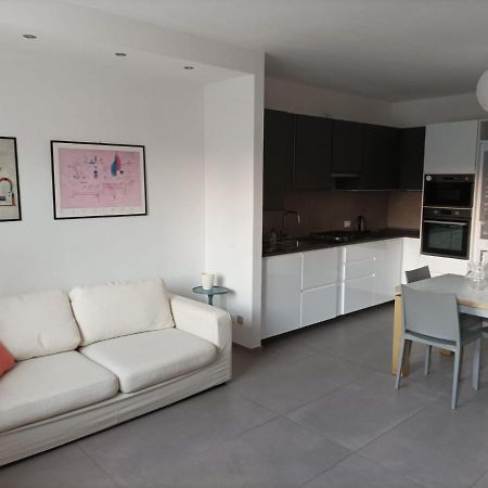 Caky'S House Apartment Desenzano del Garda Exterior photo